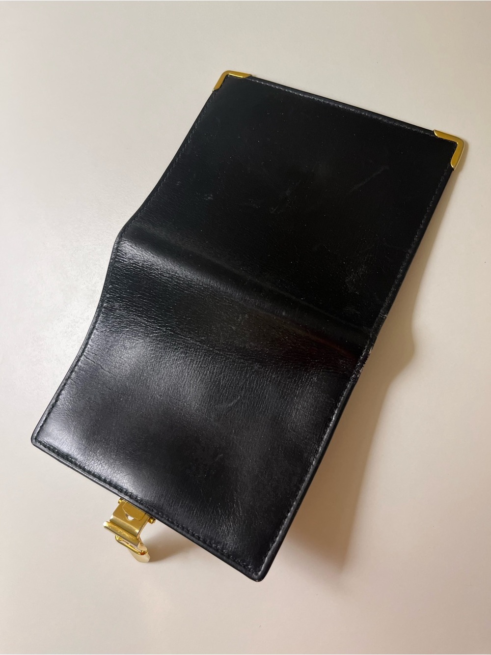 Gucci Authentic Vintage Black Compact Wallet - Picture 13 of 15